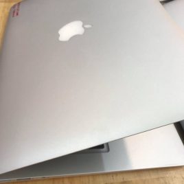 MacBook air 2017 (MQD32) I5- 1.8ghz